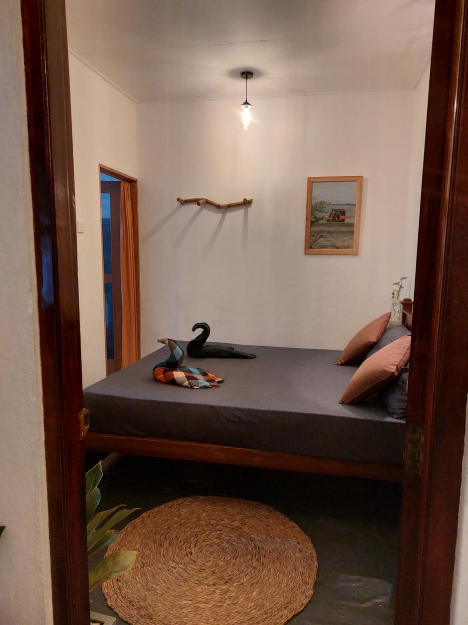 マータラ Cosynsurf Bed & Breakfast エクステリア 写真
