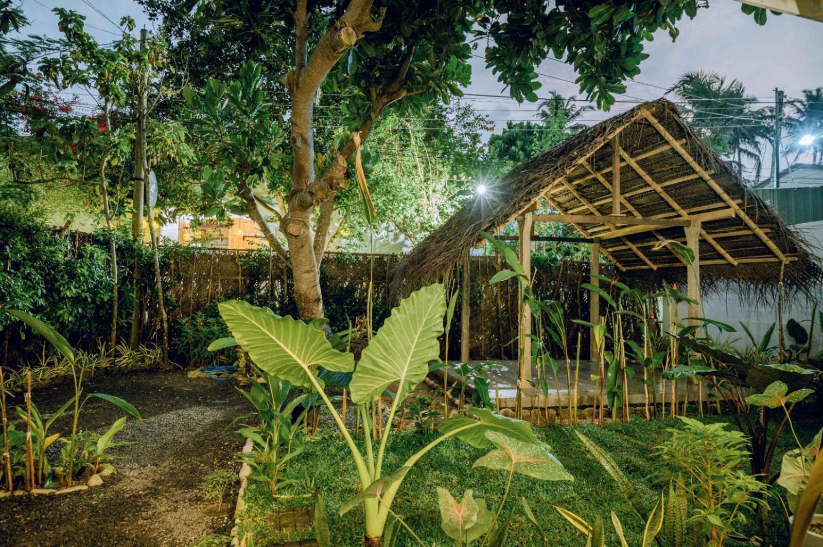 マータラ Cosynsurf Bed & Breakfast エクステリア 写真